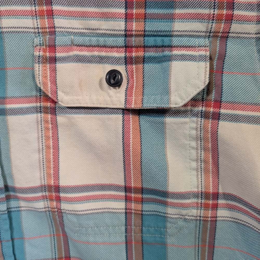 L.L. Bean Slightly Fitted Plaid Shirt Men's M-Reg Green White Red Button - Picture 3 of 12